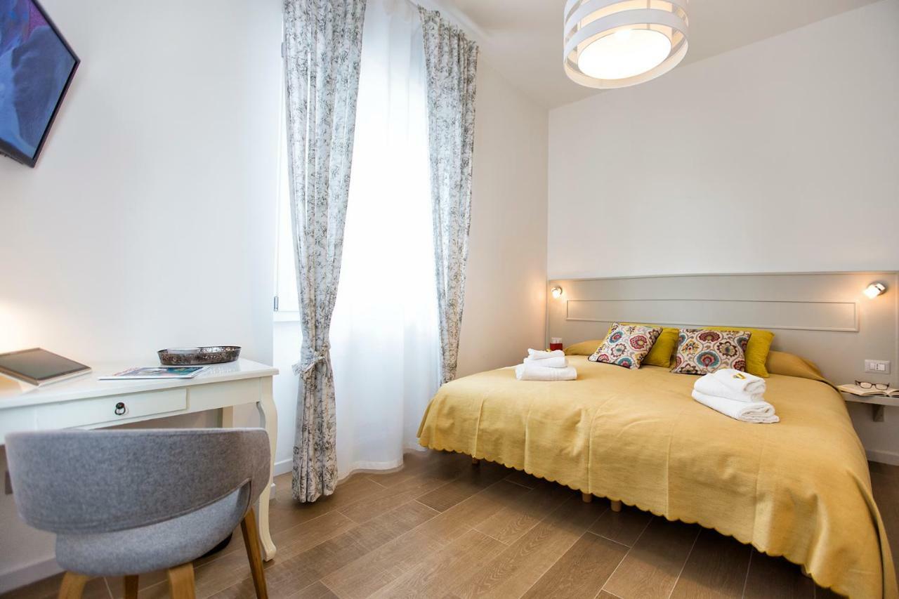 Jolie Julie Accomodation Sassari Buitenkant foto